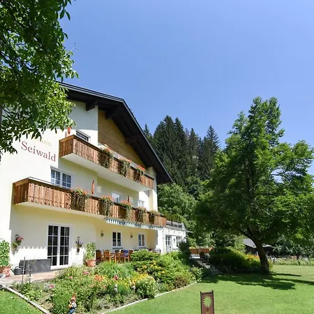 Pension Seiwald in Kötschach-2